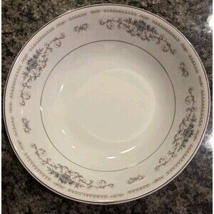 Diane Fine Porcelain China Round 9” Serving  Bowl Japan
